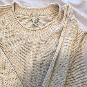Short sweater top